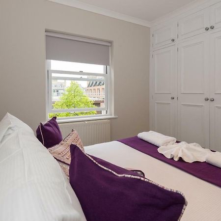 One Bedroom High Street Kensington Apartment 런던 외부 사진