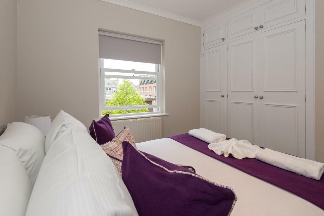One Bedroom High Street Kensington Apartment 런던 외부 사진